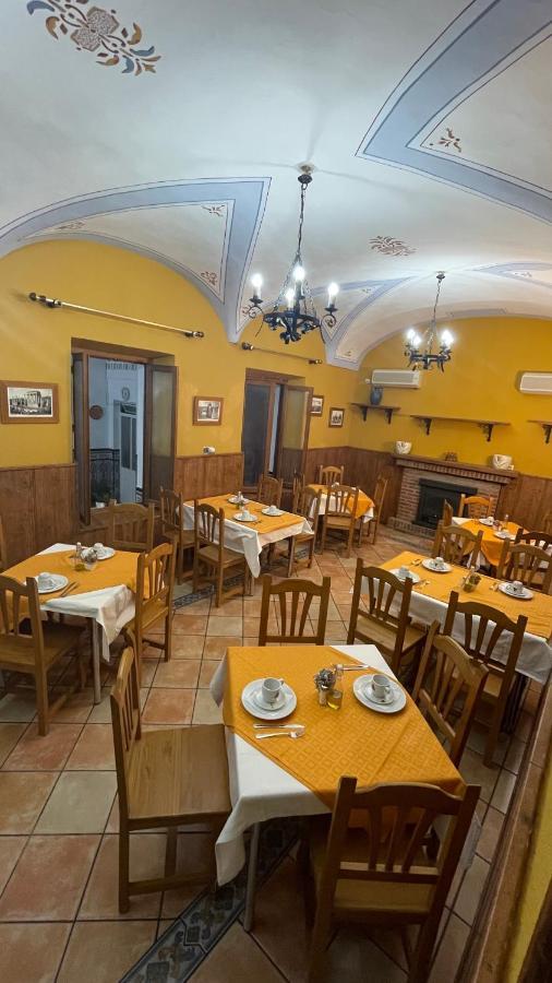 Hotel La Cordobesa Alange Bagian luar foto